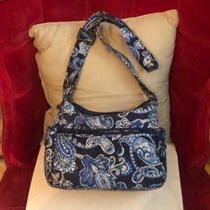 Vera Bradley Windsor Navy print purse